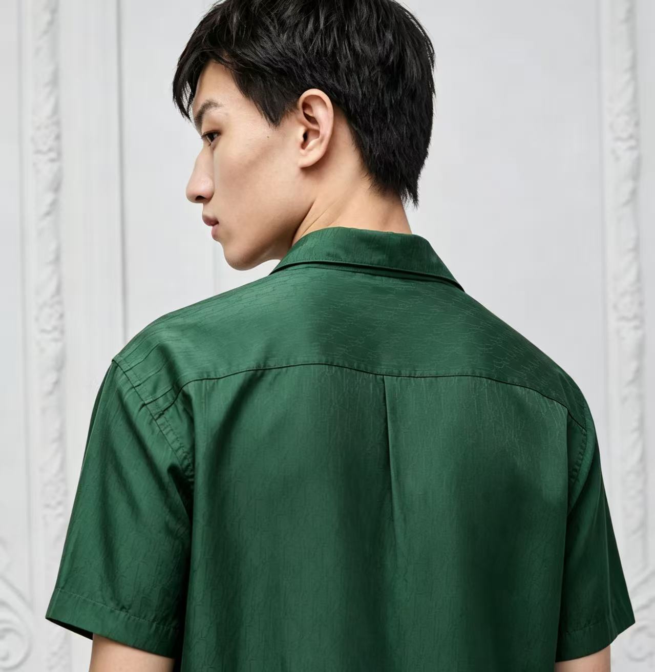 Short sleeve shirt