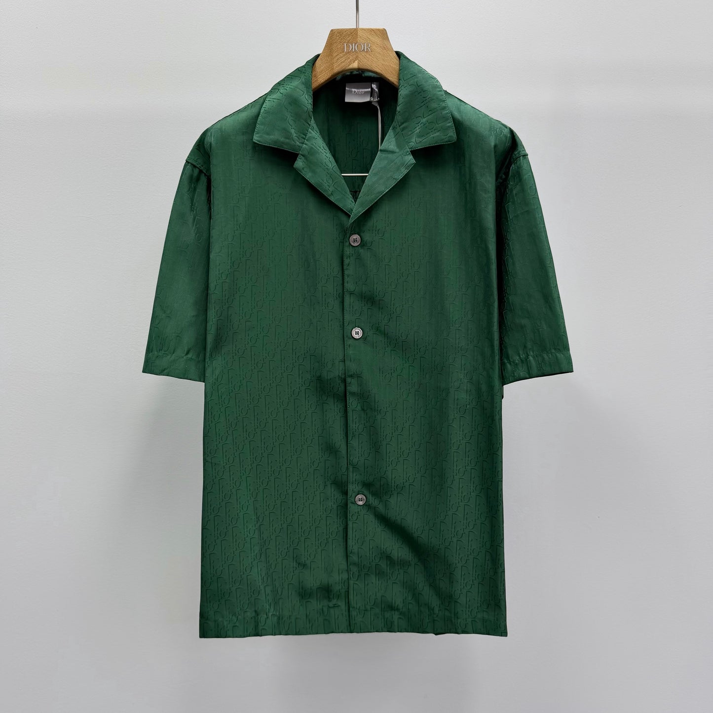 Short sleeve shirt