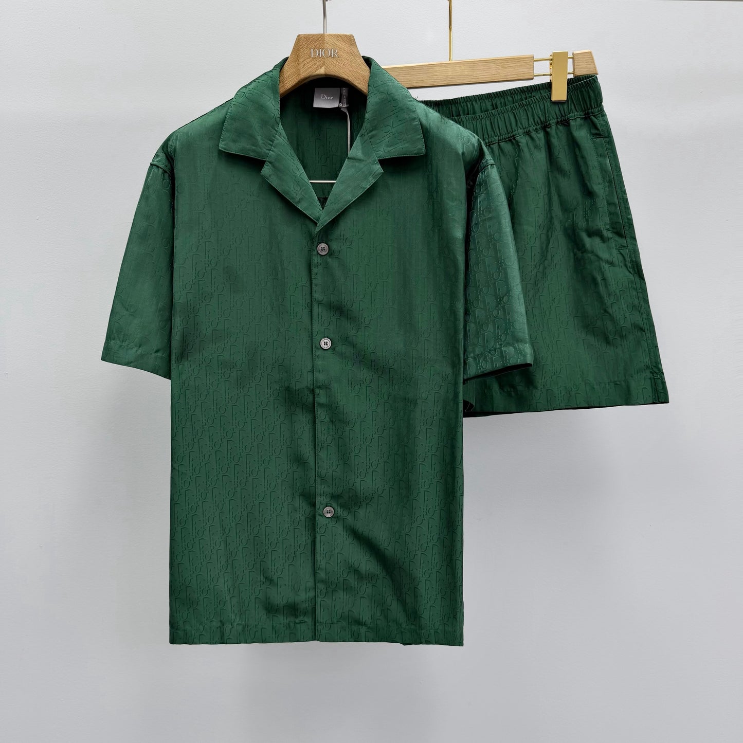 Short sleeve shirt