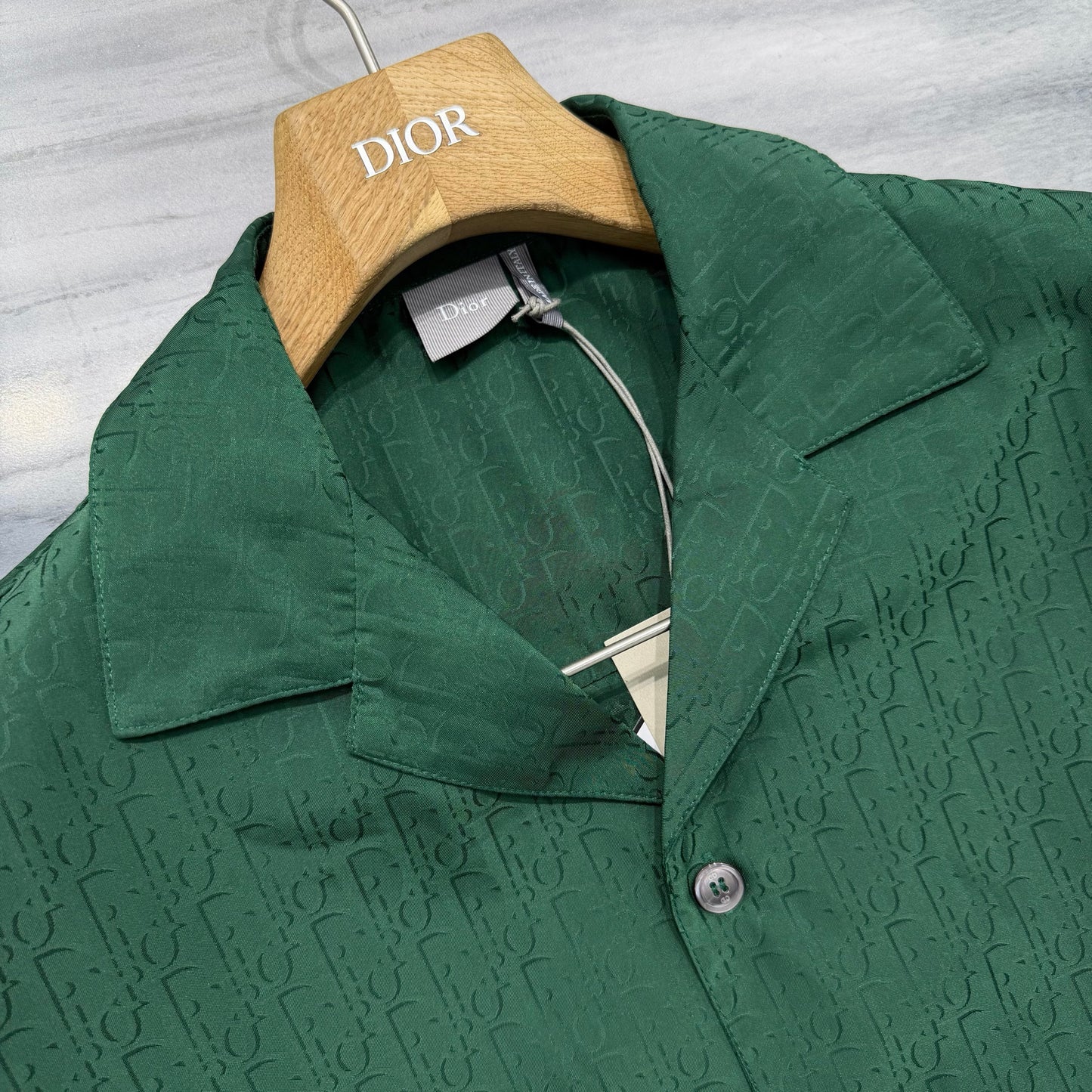 Short sleeve shirt