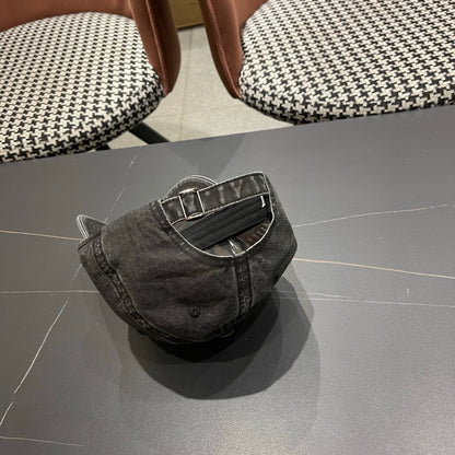 Baseball cap