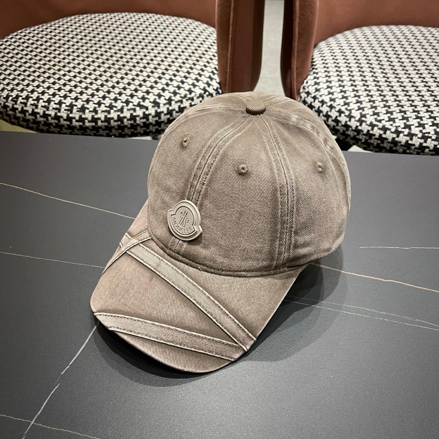 Baseball cap