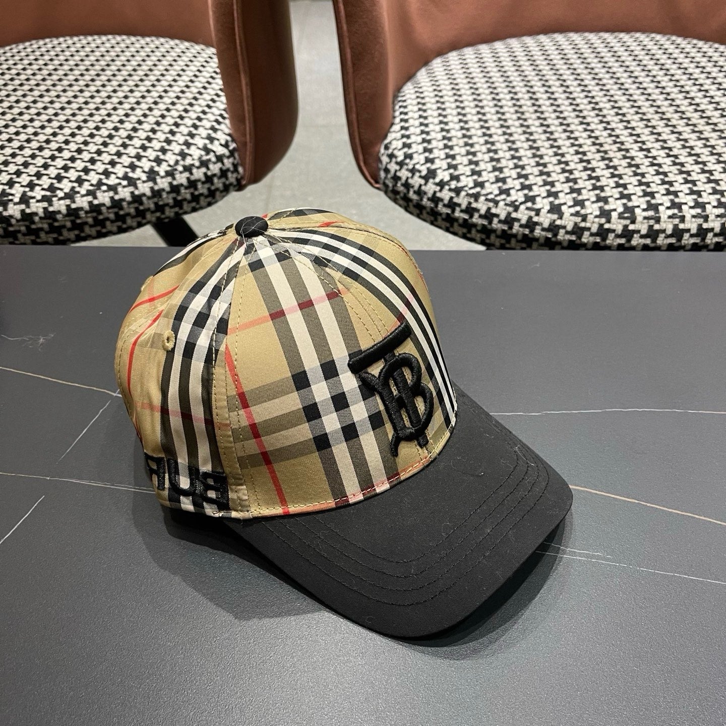 Baseball cap