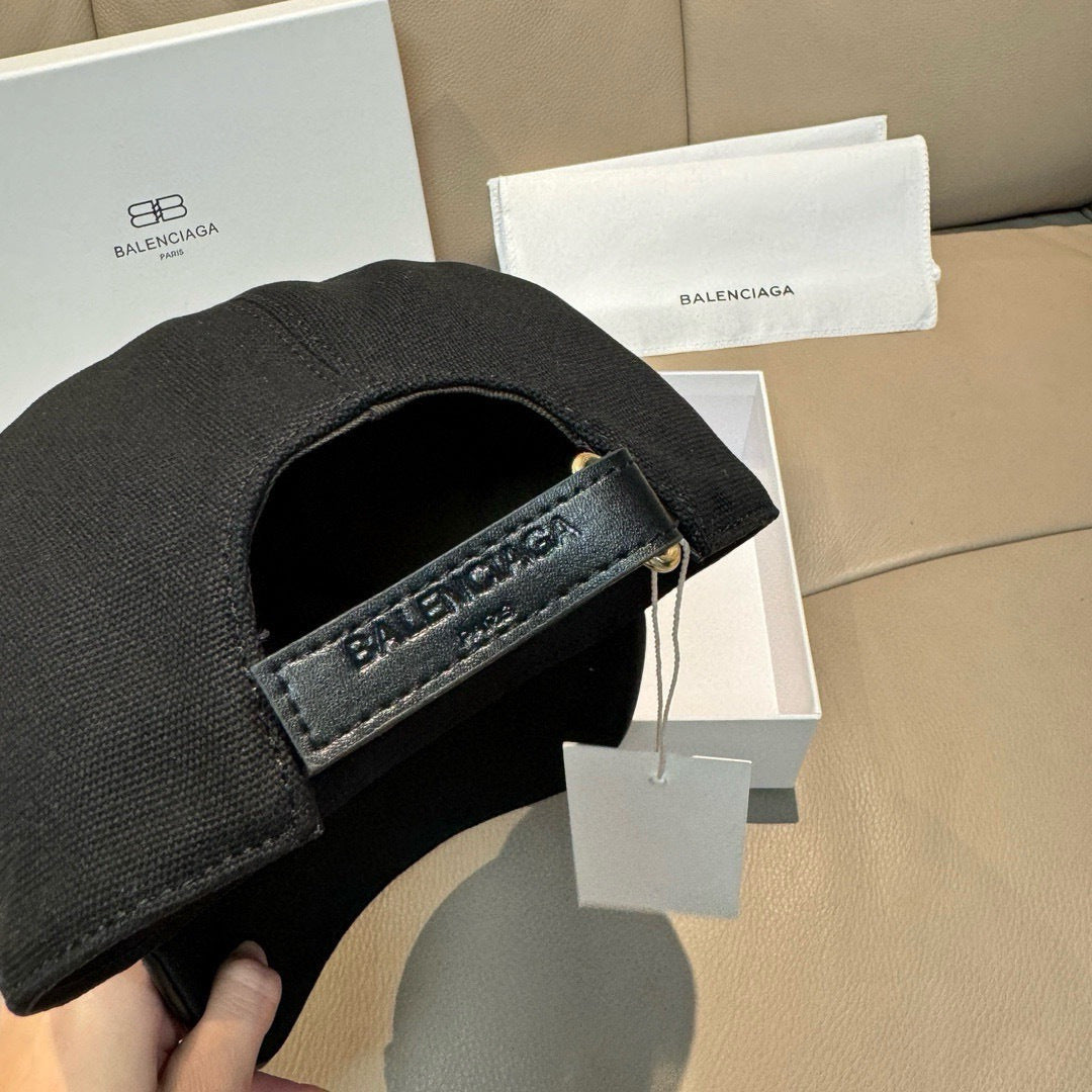 Baseball cap