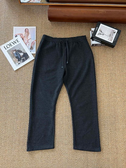 Sweatshirt + Casual pants
