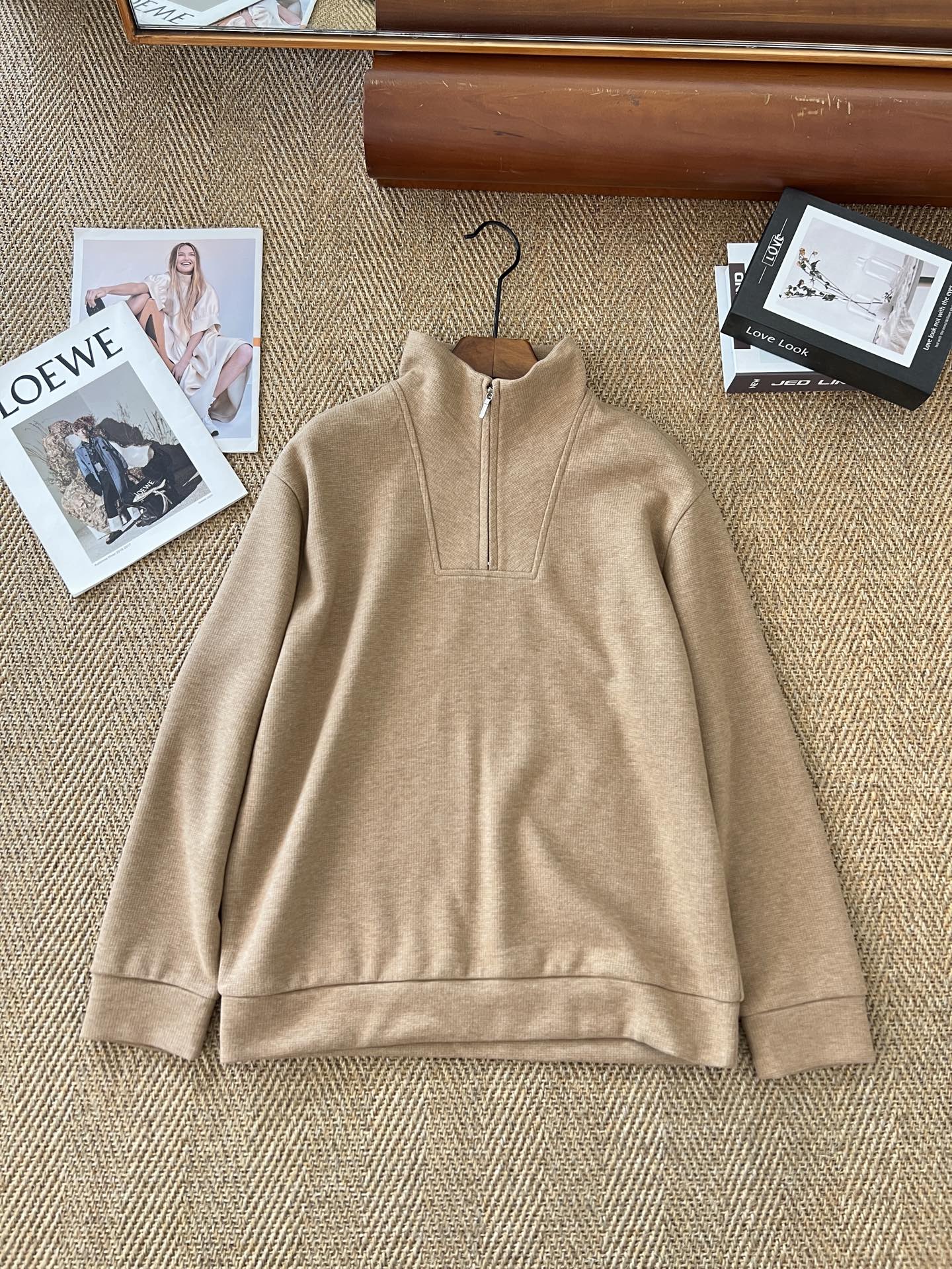 Sweatshirt + Casual pants