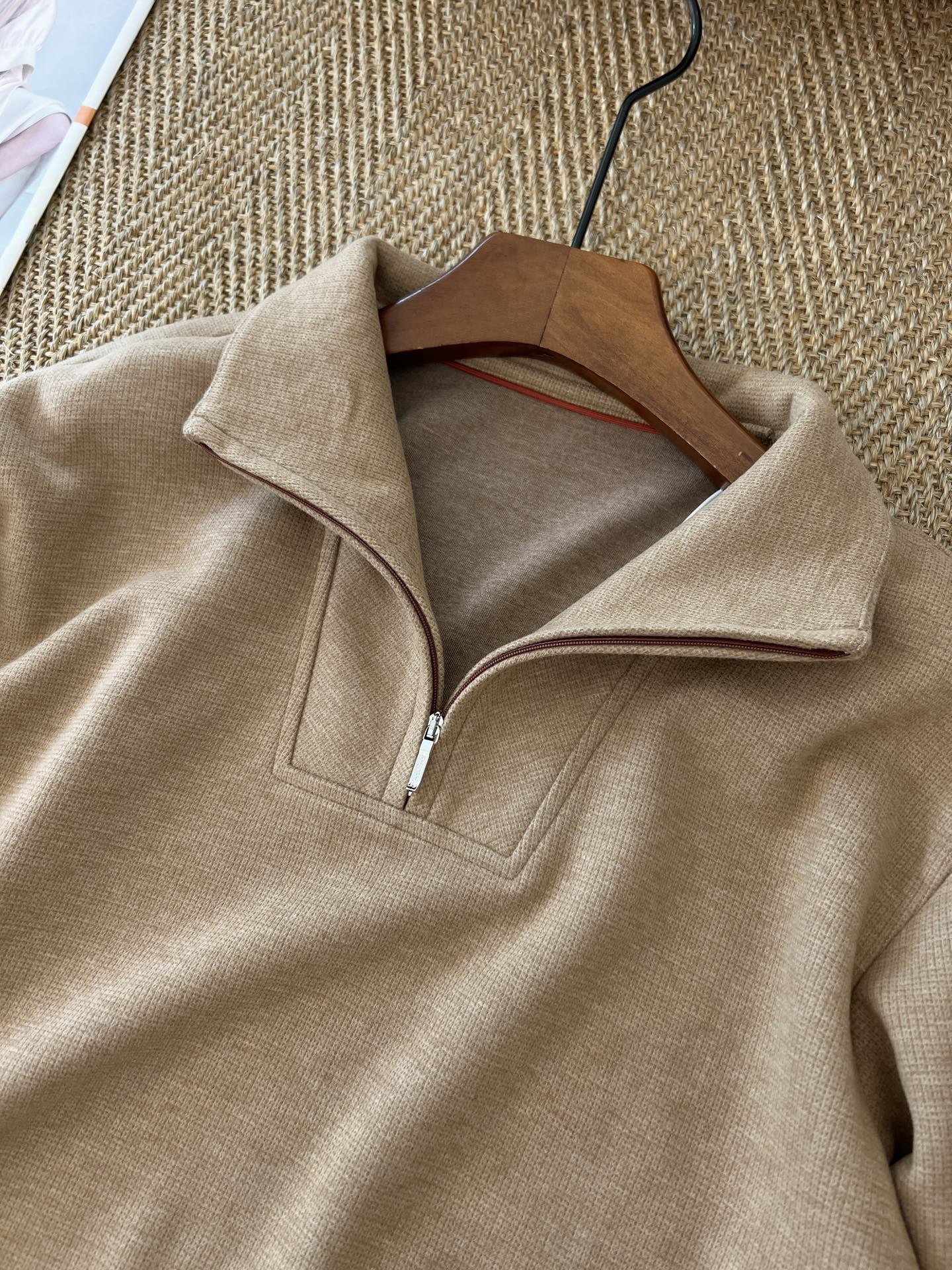 Sweatshirt + Casual pants