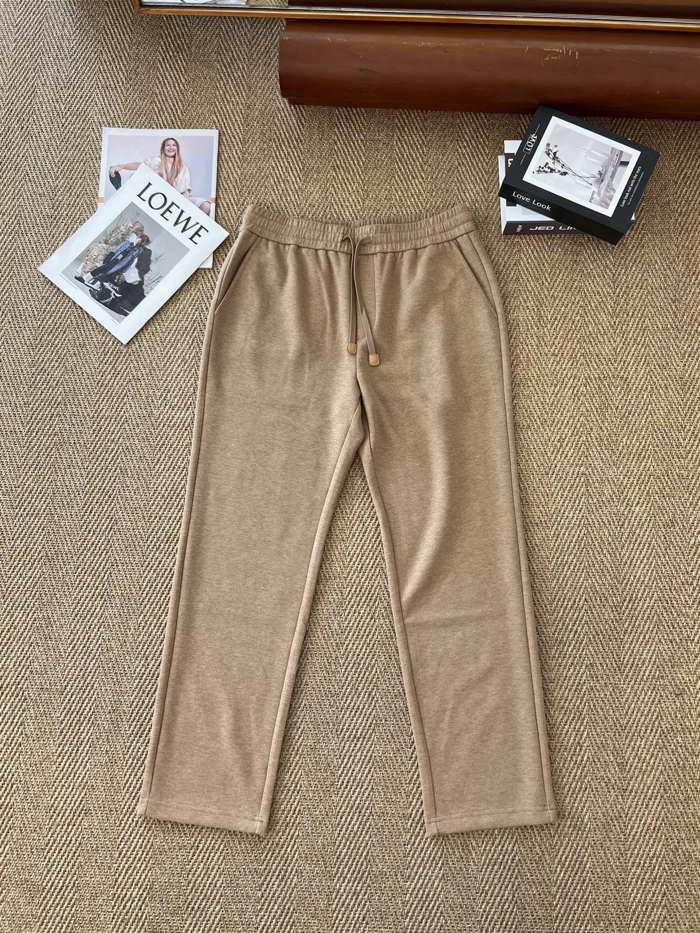 Sweatshirt + Casual pants
