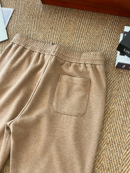 Sweatshirt + Casual pants