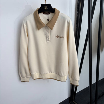 Sweatshirt + Casual pants