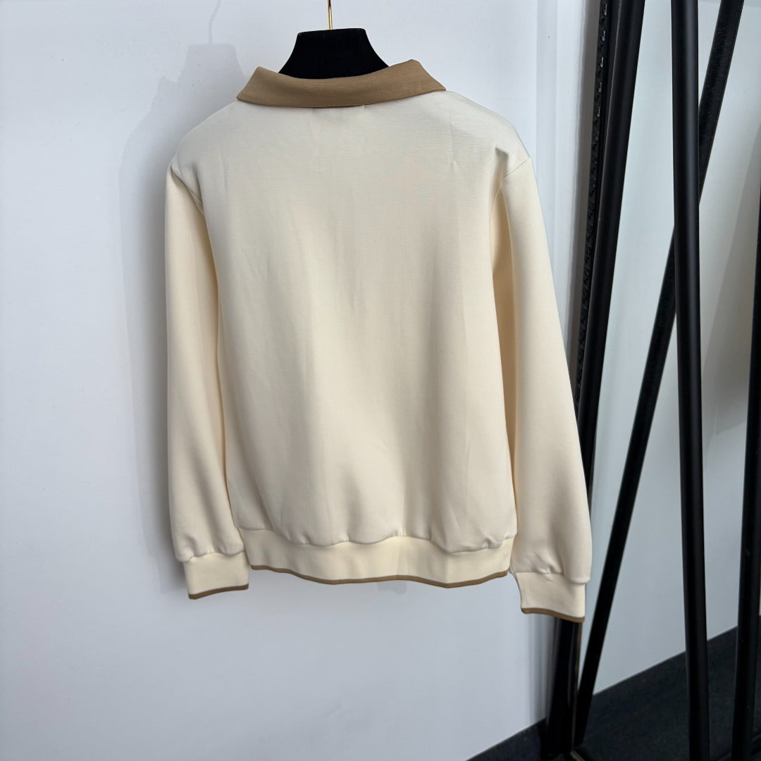Sweatshirt + Casual pants