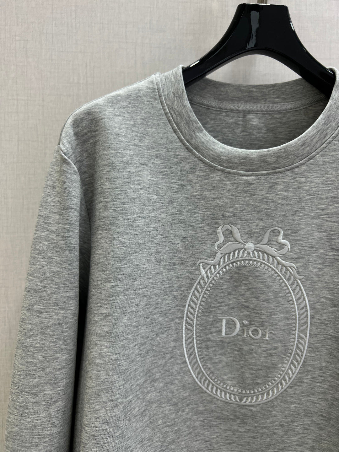 Sweatshirt + Casual pants