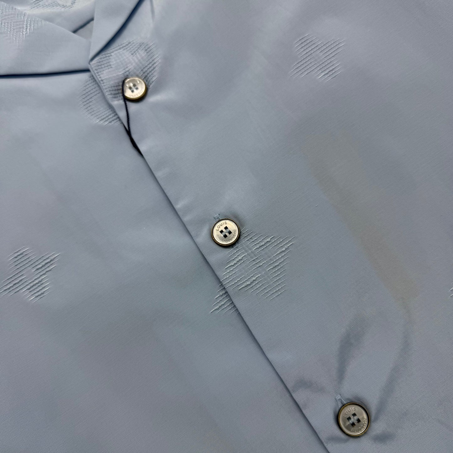 Short sleeve shirt