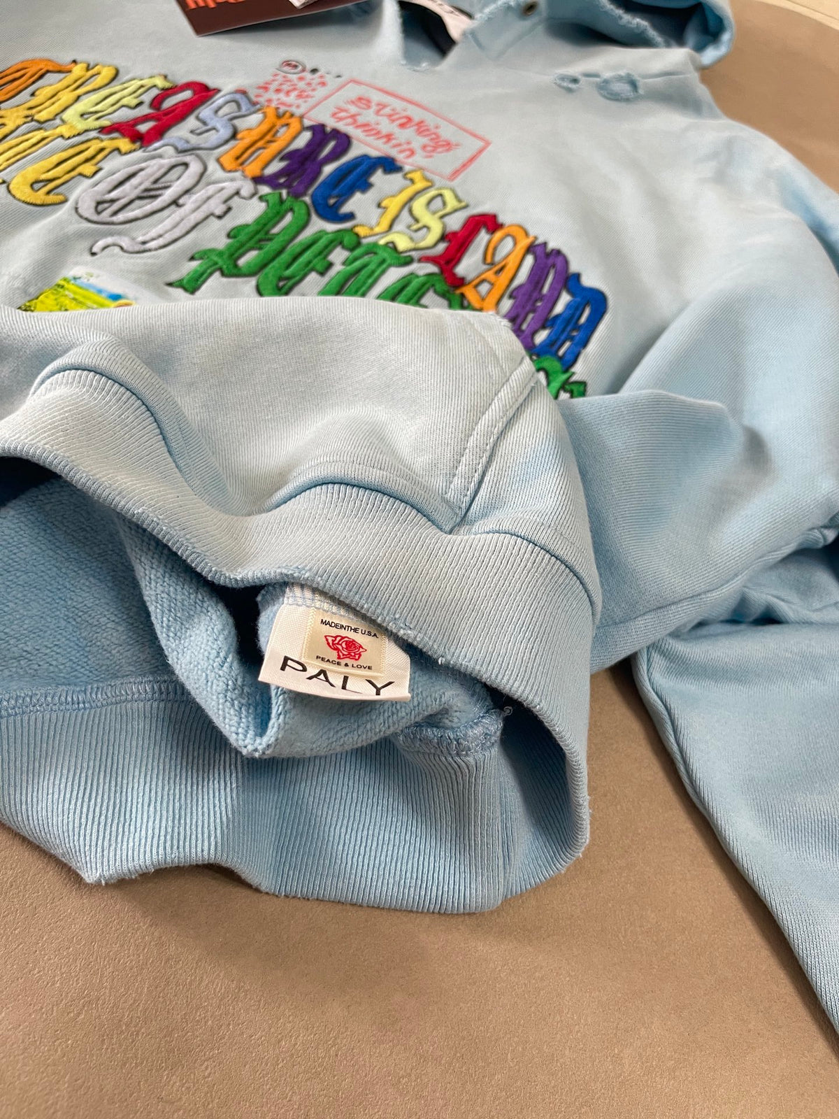 Sweatshirt