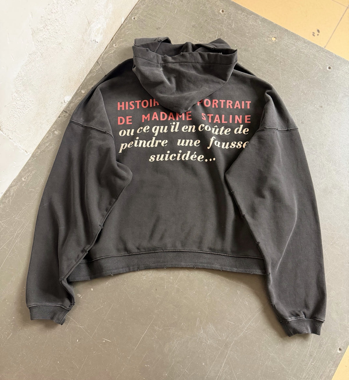 Sweatshirt
