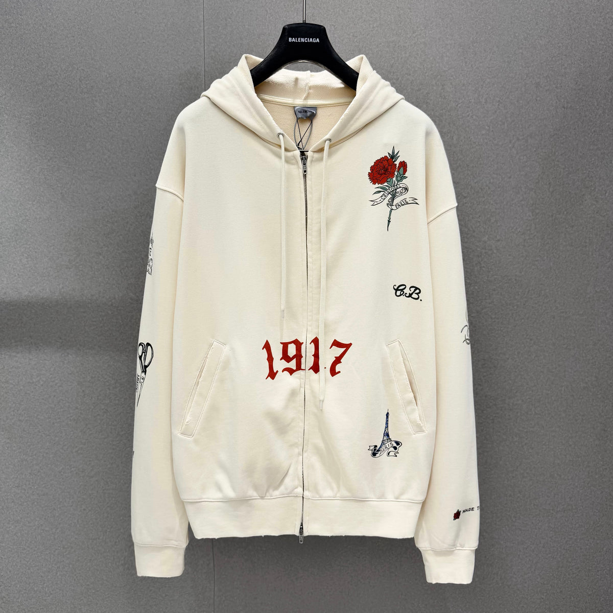 Sweatshirt
