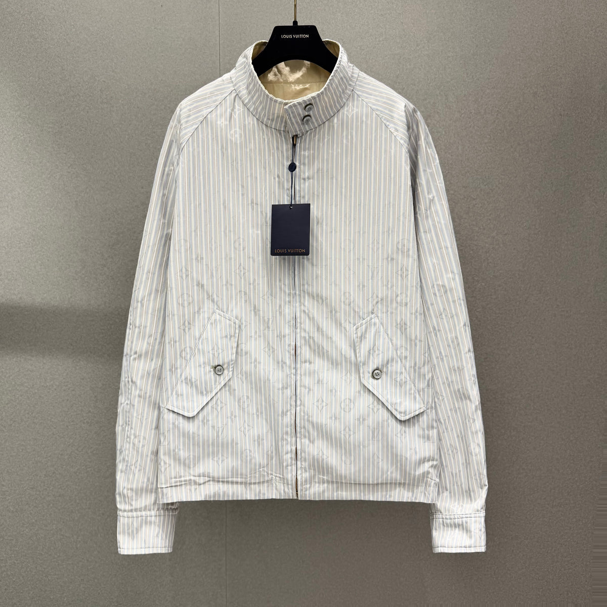 Reversible jackets