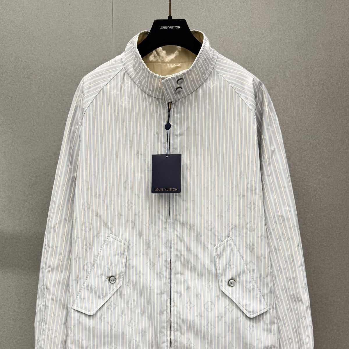 Reversible jackets