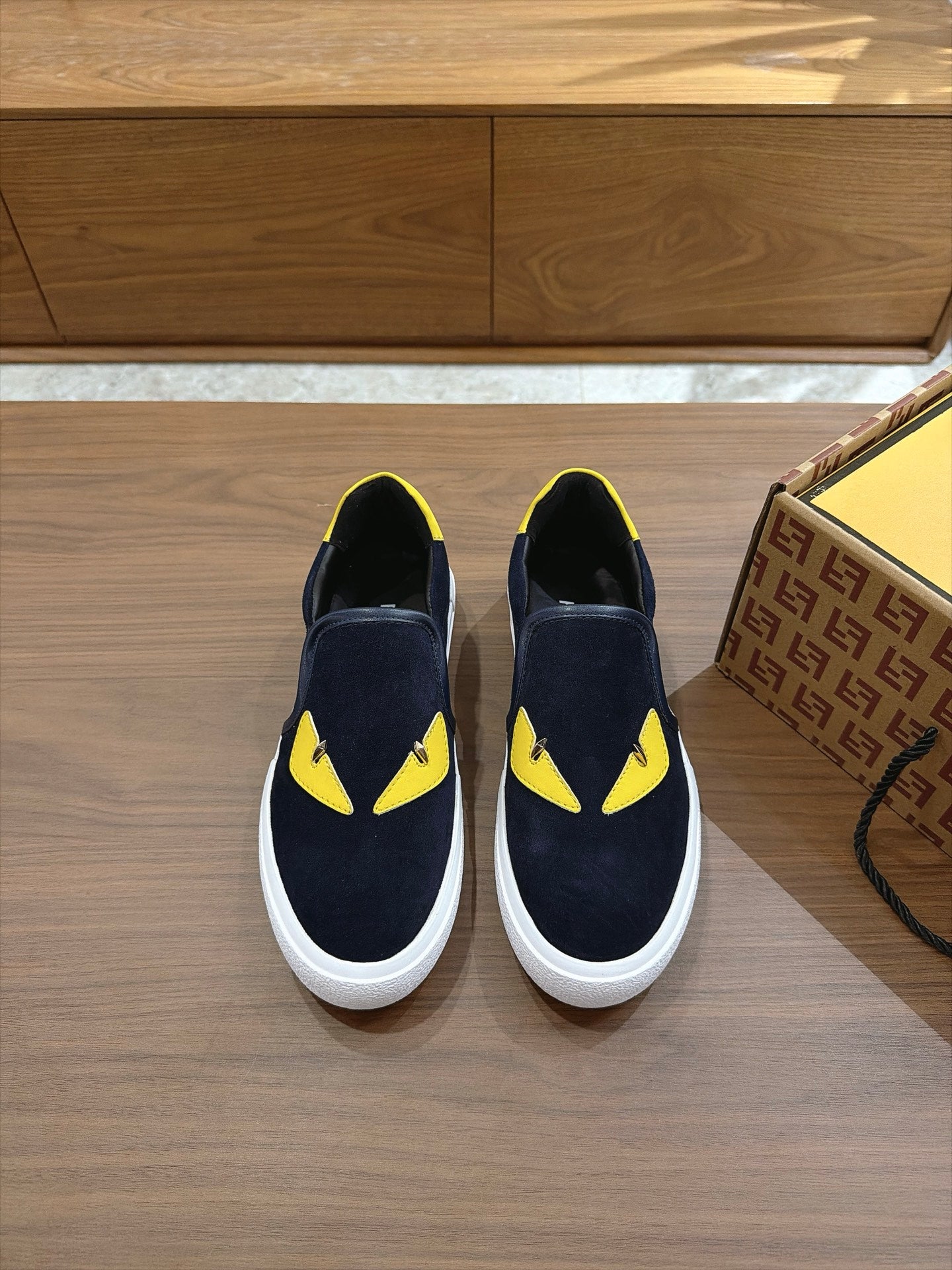 Casual Shoes