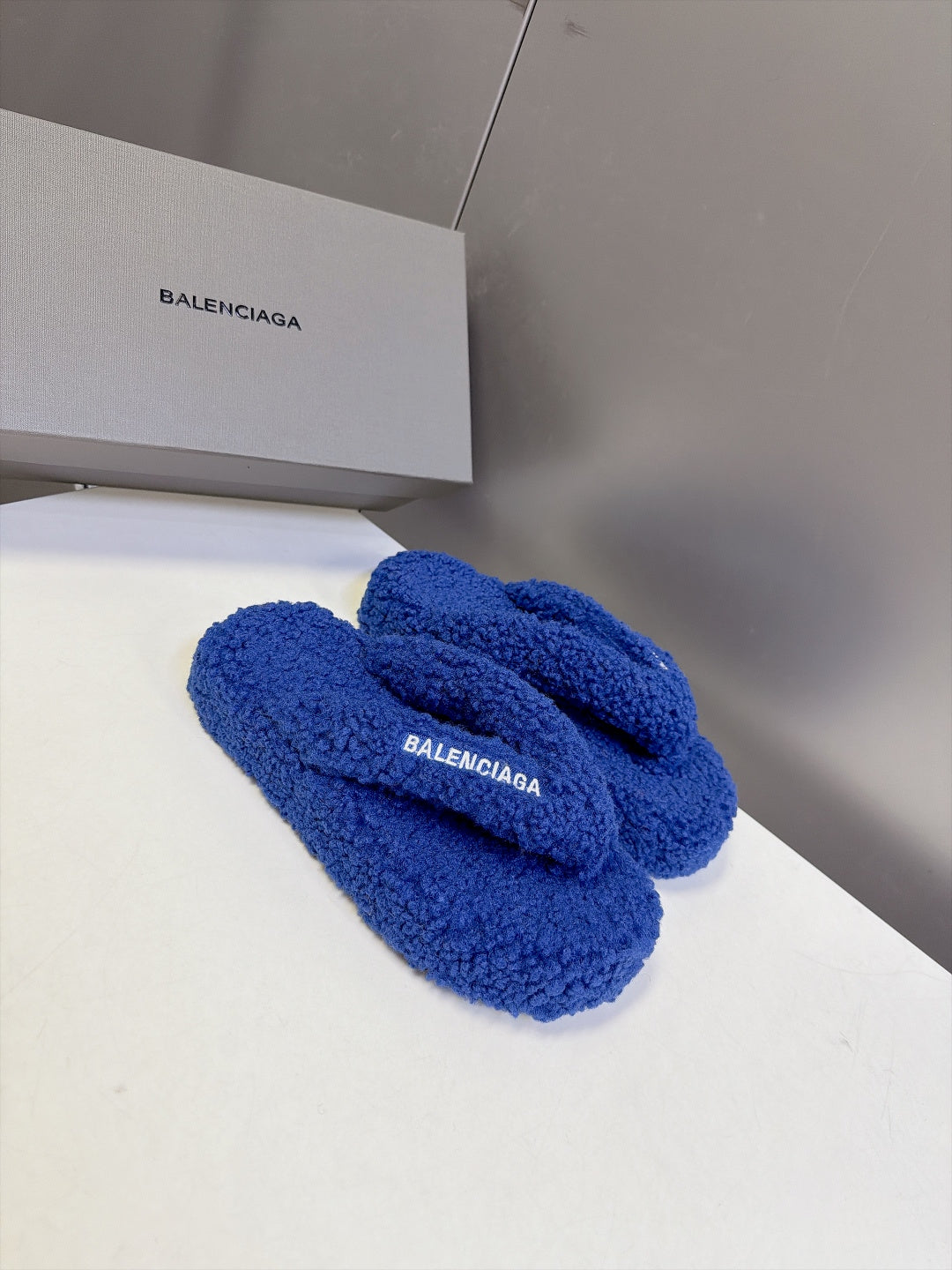 Slippers