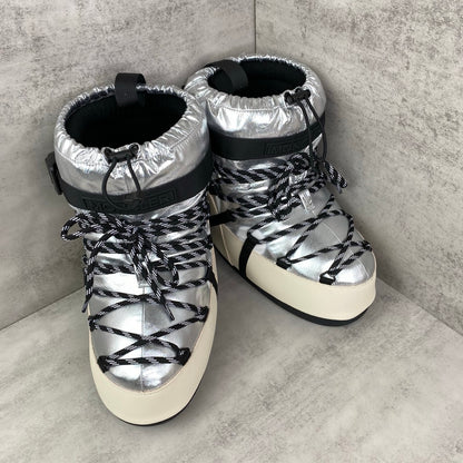 Snow Boots