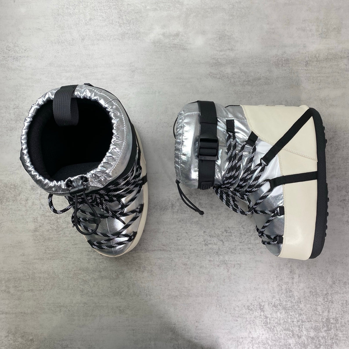 Snow Boots