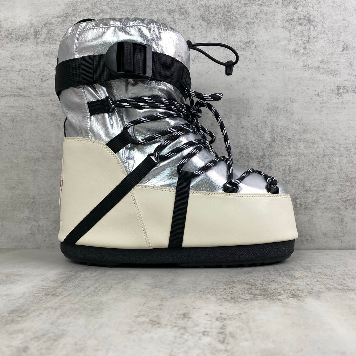 Snow Boots