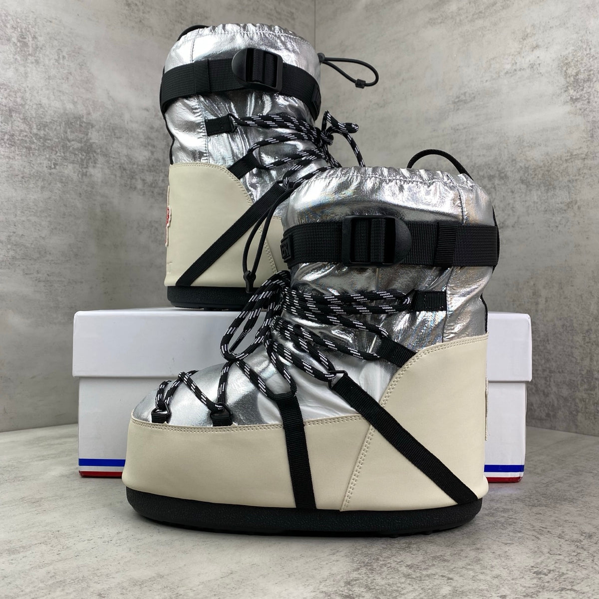 Snow Boots