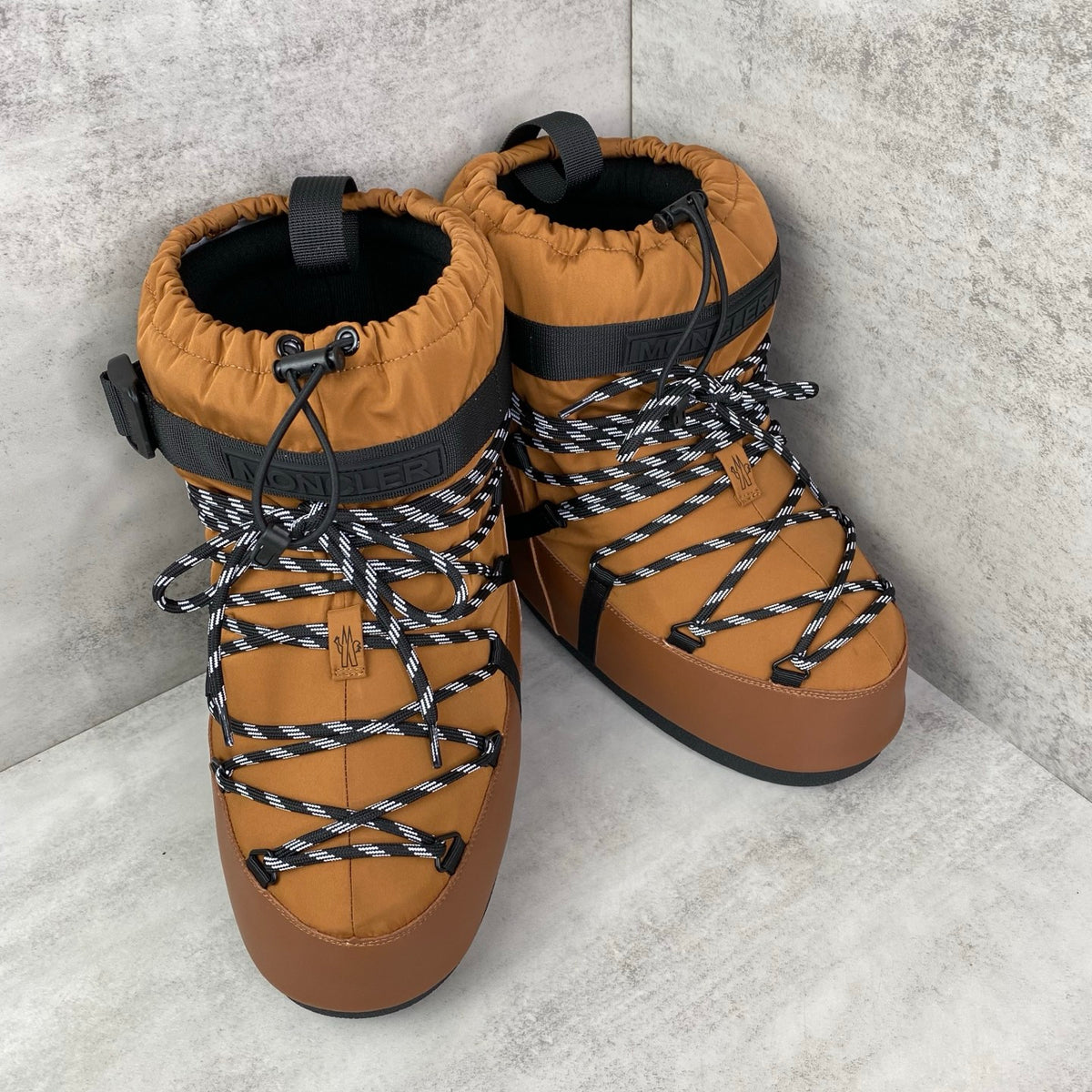Snow Boots