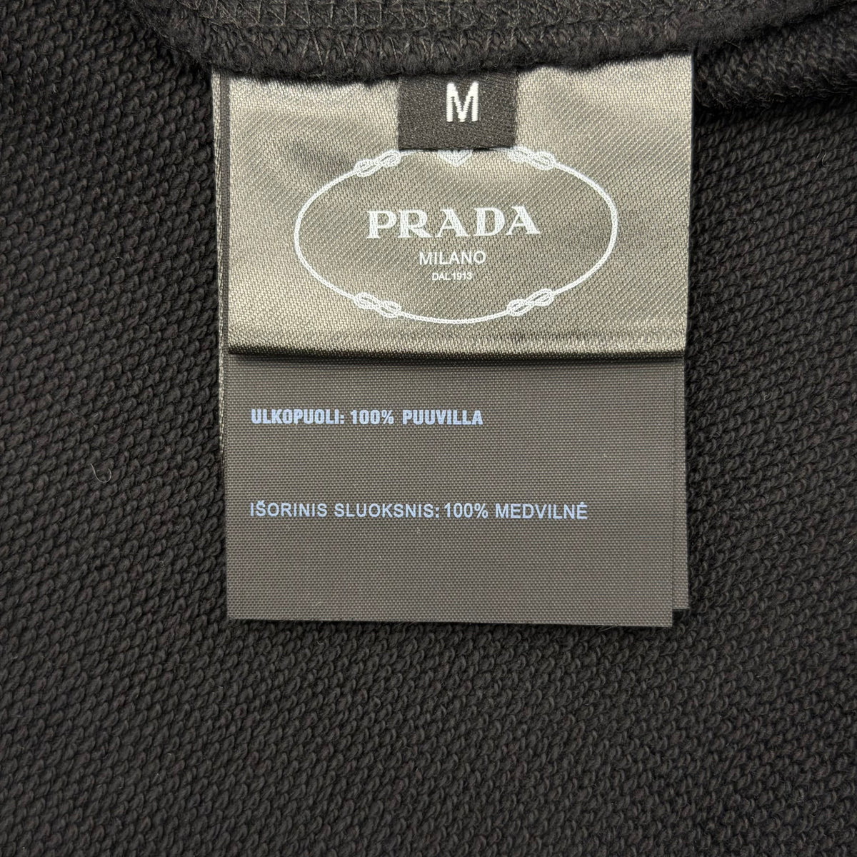 Sweatshirt
