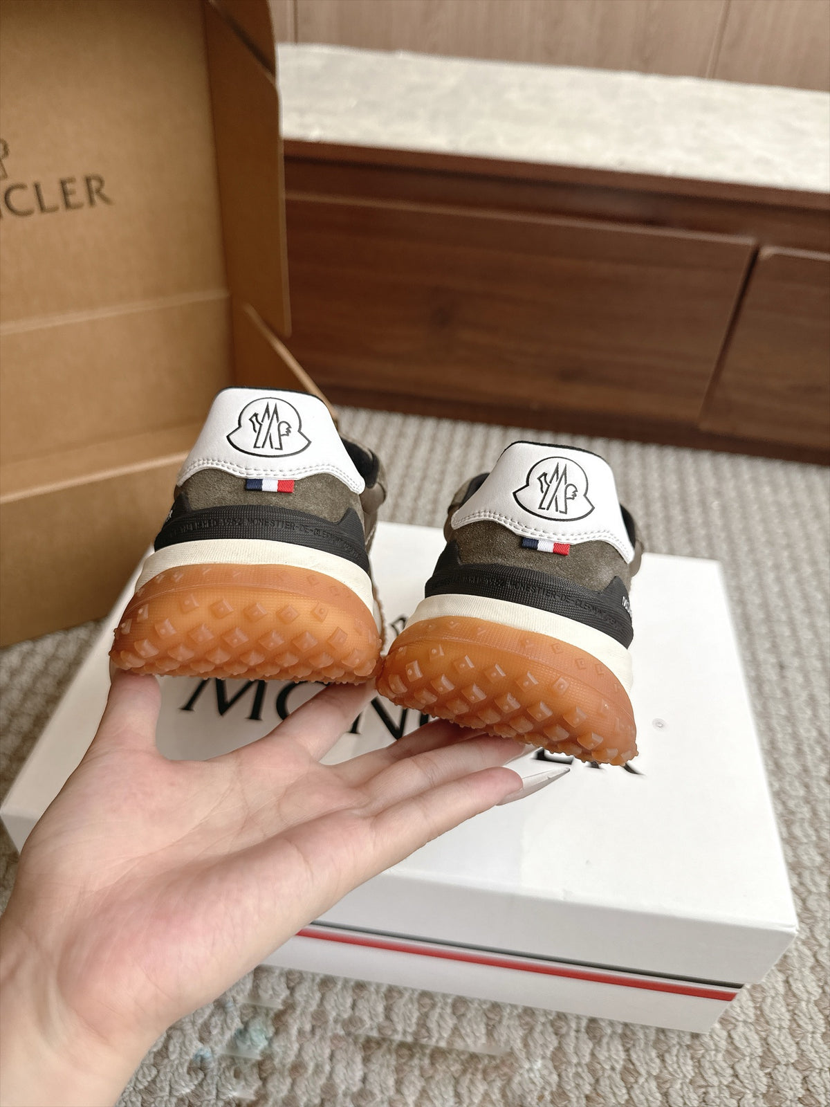 Sneakers