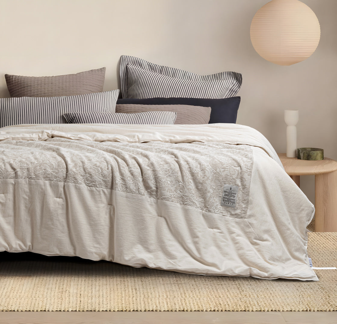 Silk Autumn & Winter Comforter