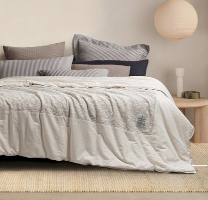 Silk Autumn & Winter Comforter