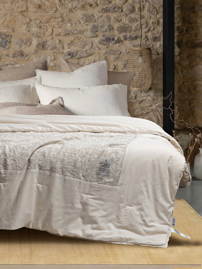 Silk Autumn & Winter Comforter