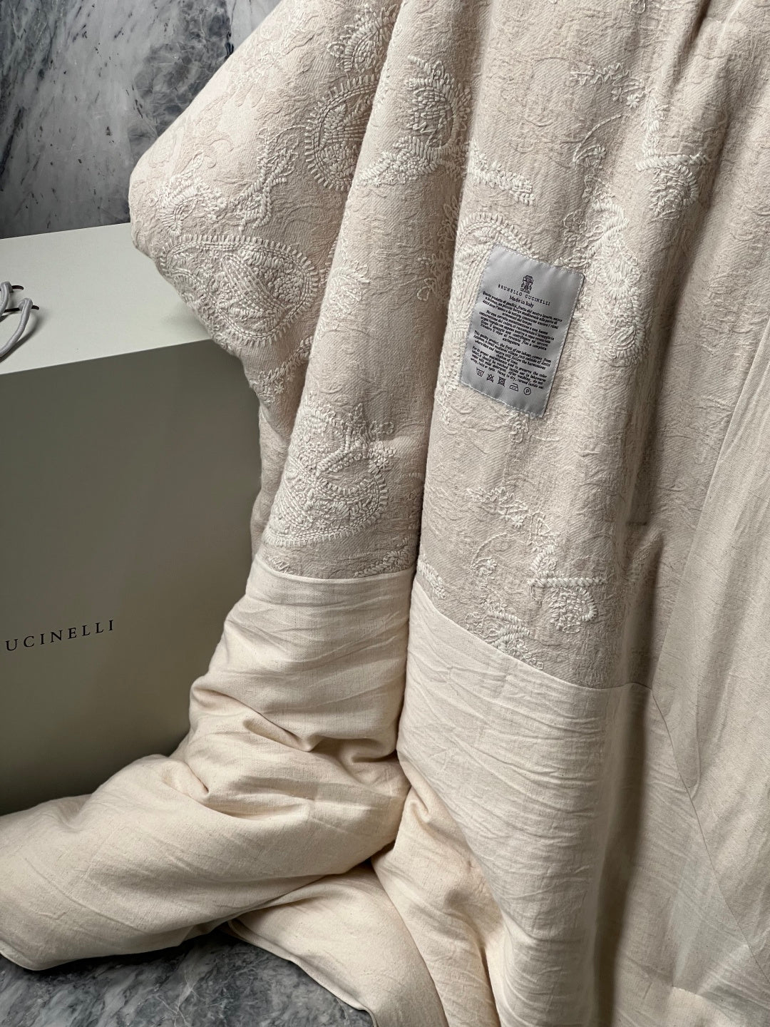 Silk Autumn & Winter Comforter