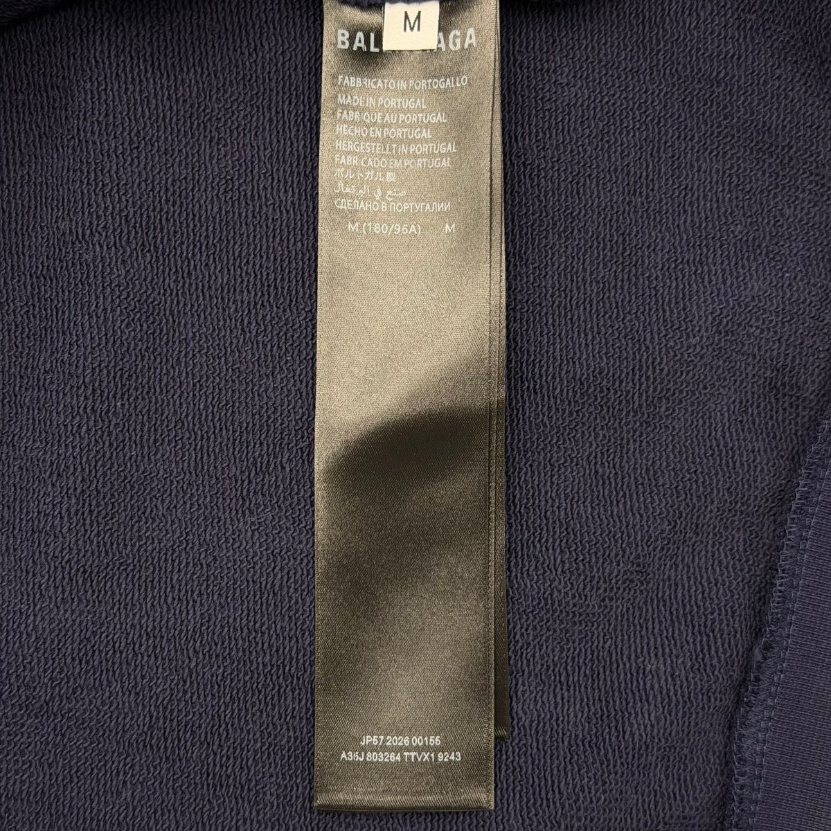 Sweatshirt