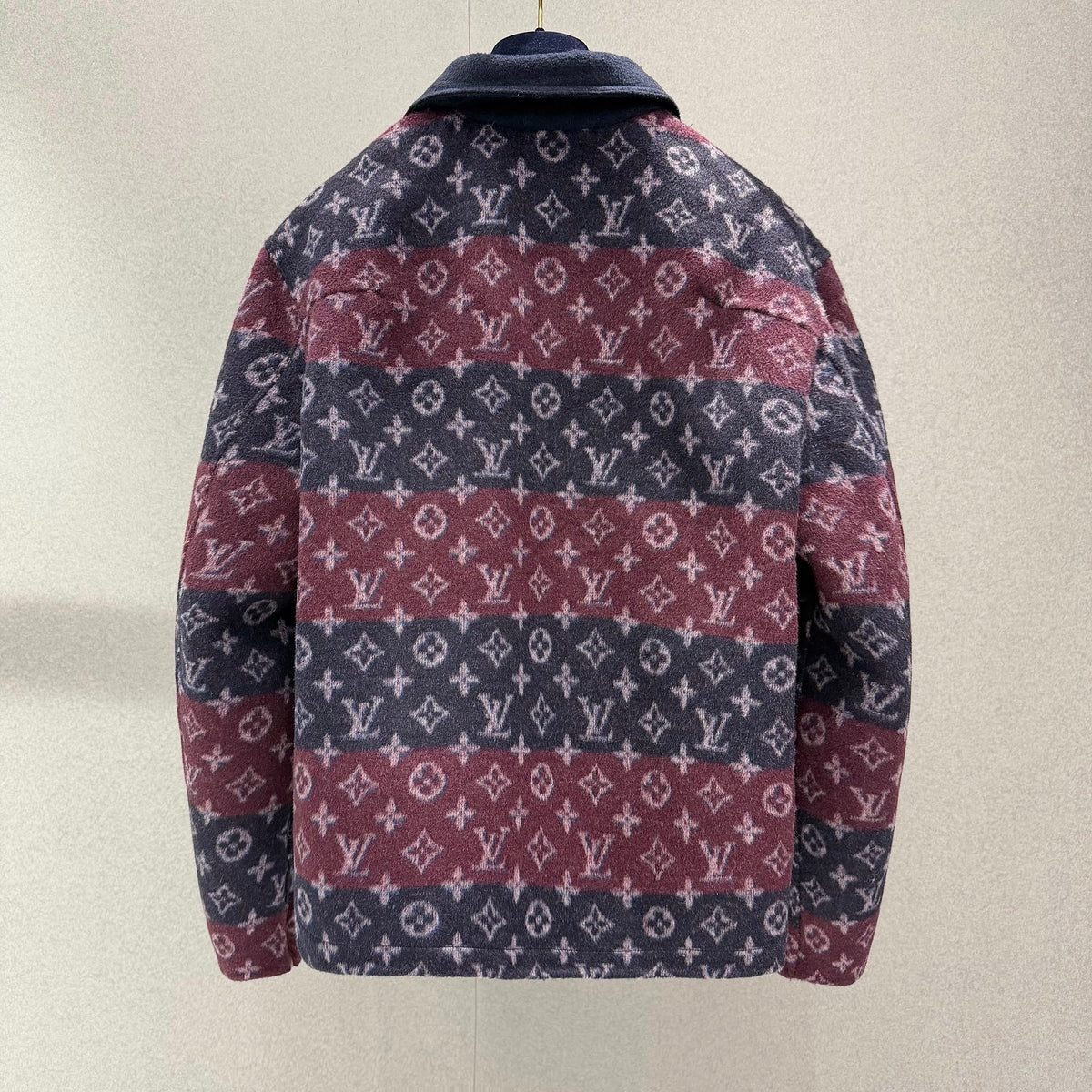 Reversible jackets
