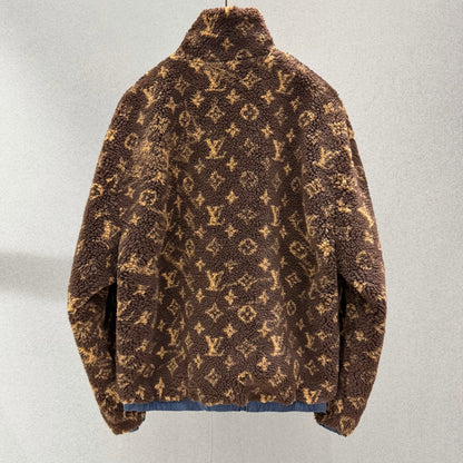 Reversible jackets