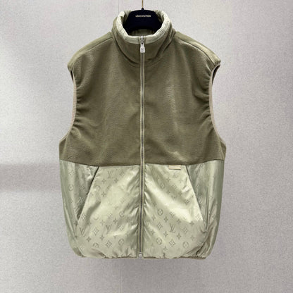 Reversible vest