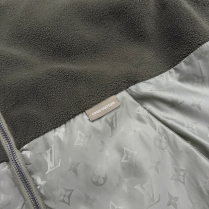Reversible vest