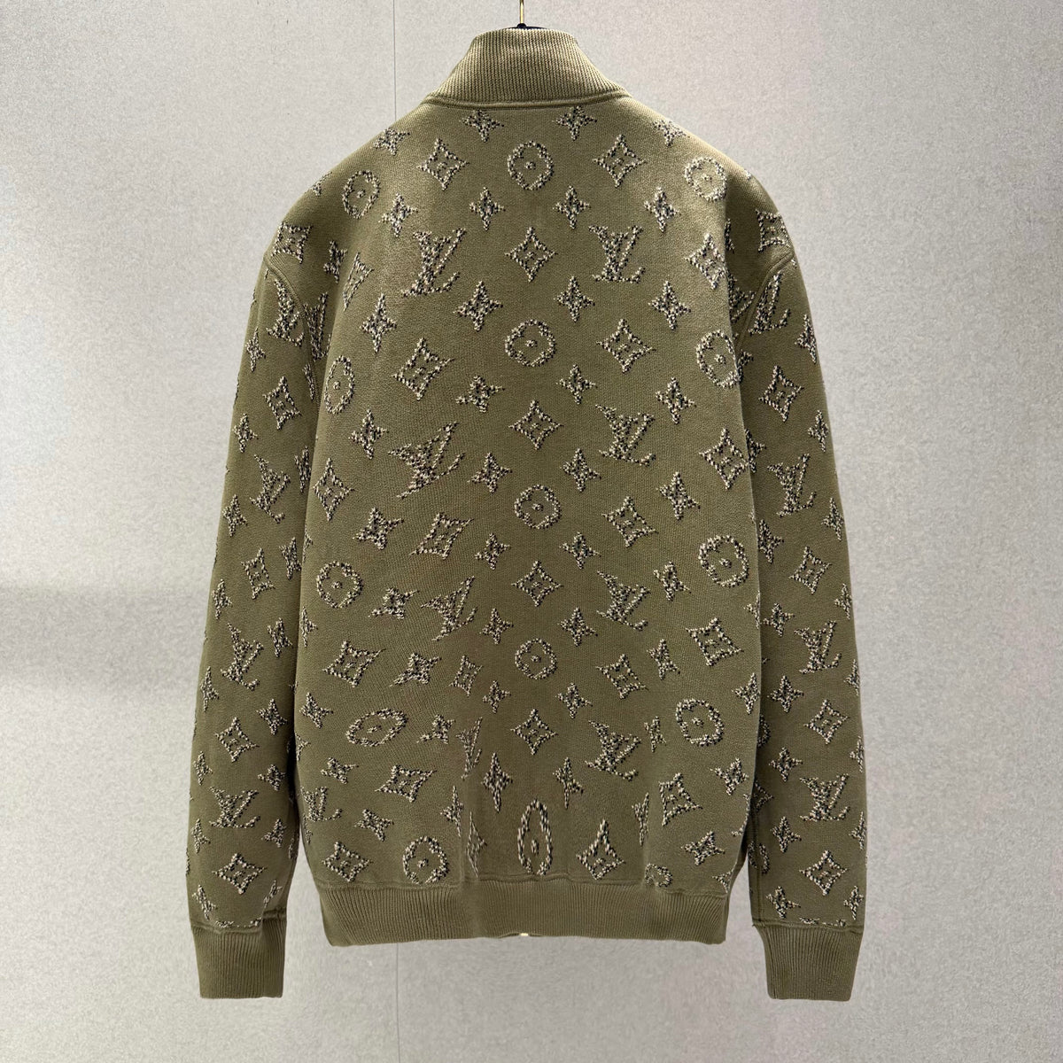Reversible jackets