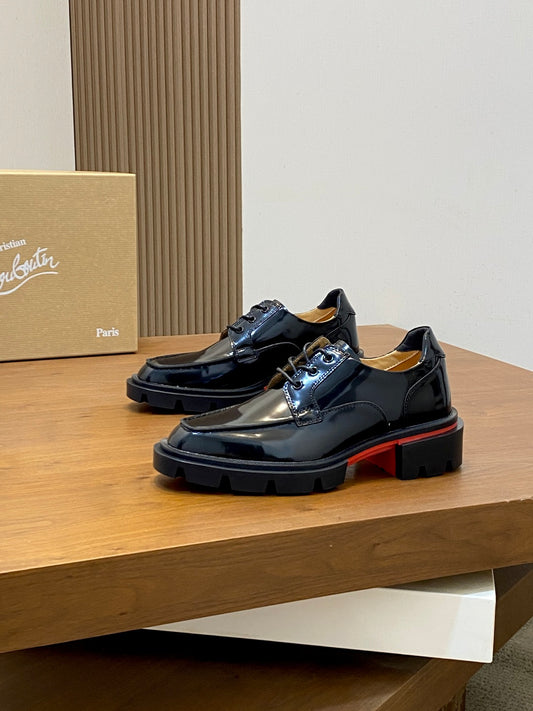 Derby shoes