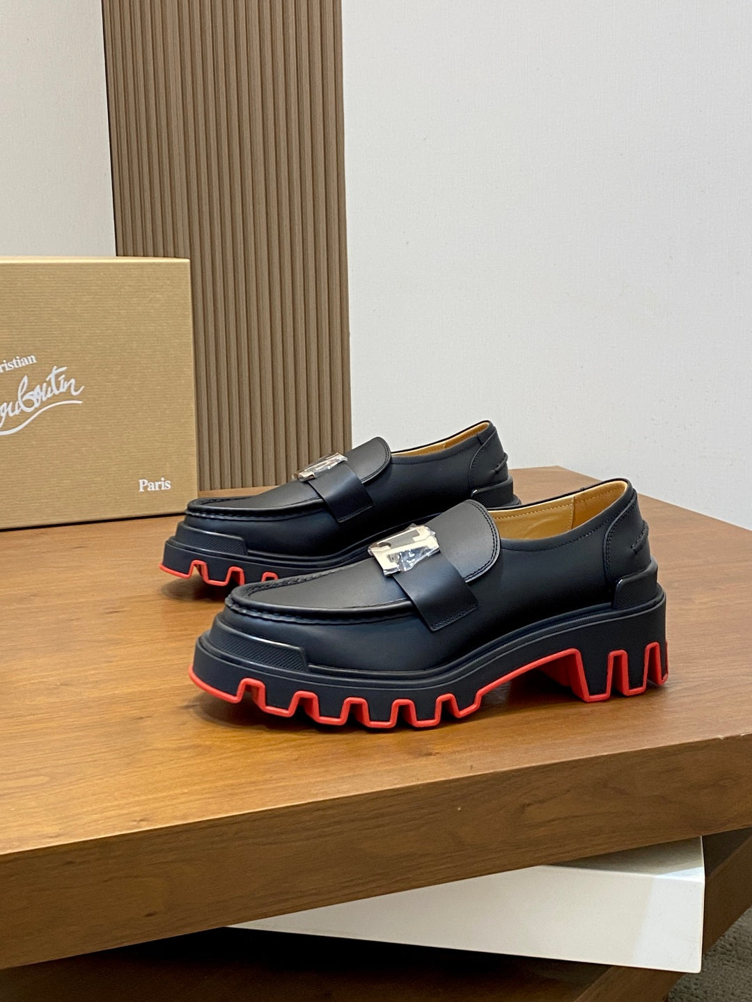Derby shoes