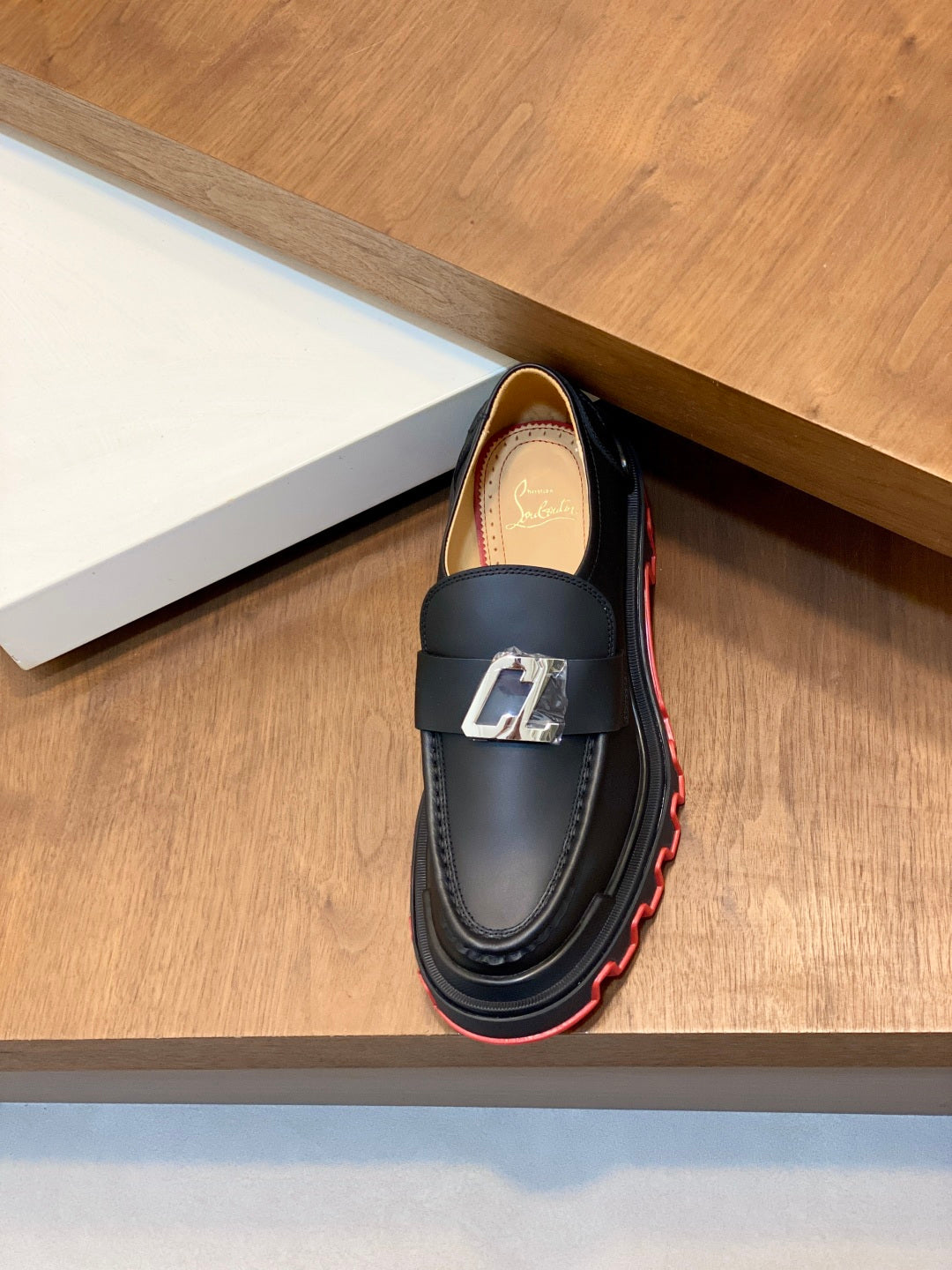 Derby shoes