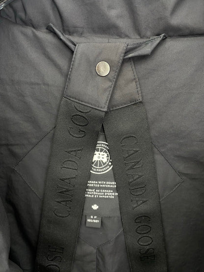 Detachable-Sleeve Down Jacket
